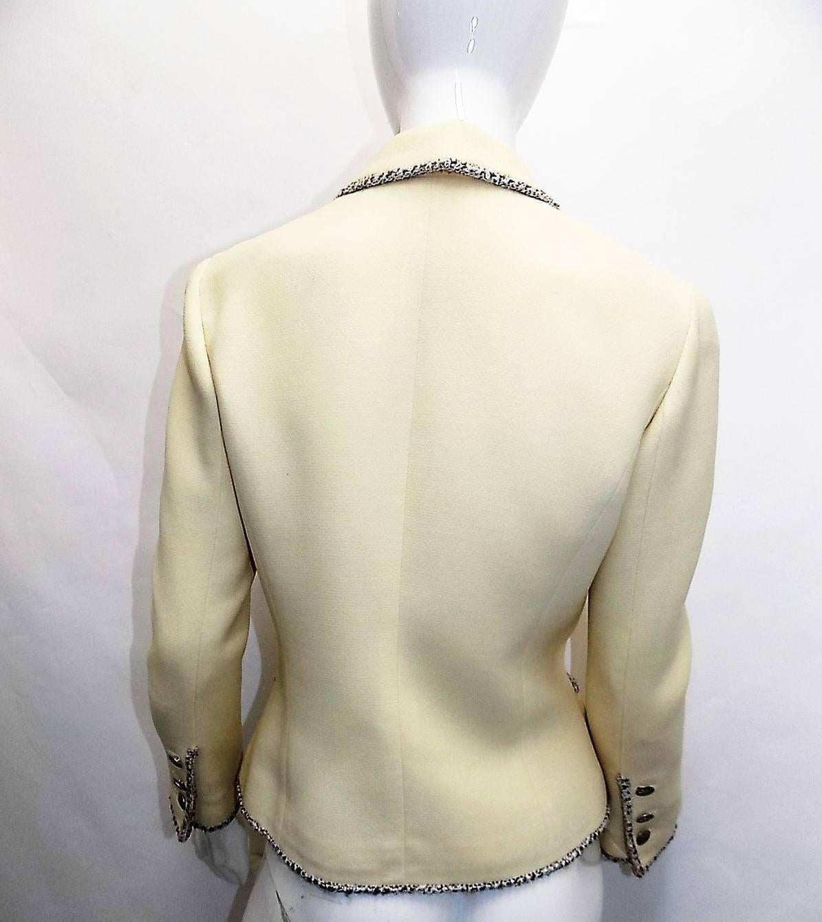 Women's Chanel ivory cropped jacket with CC logo pocket patch 