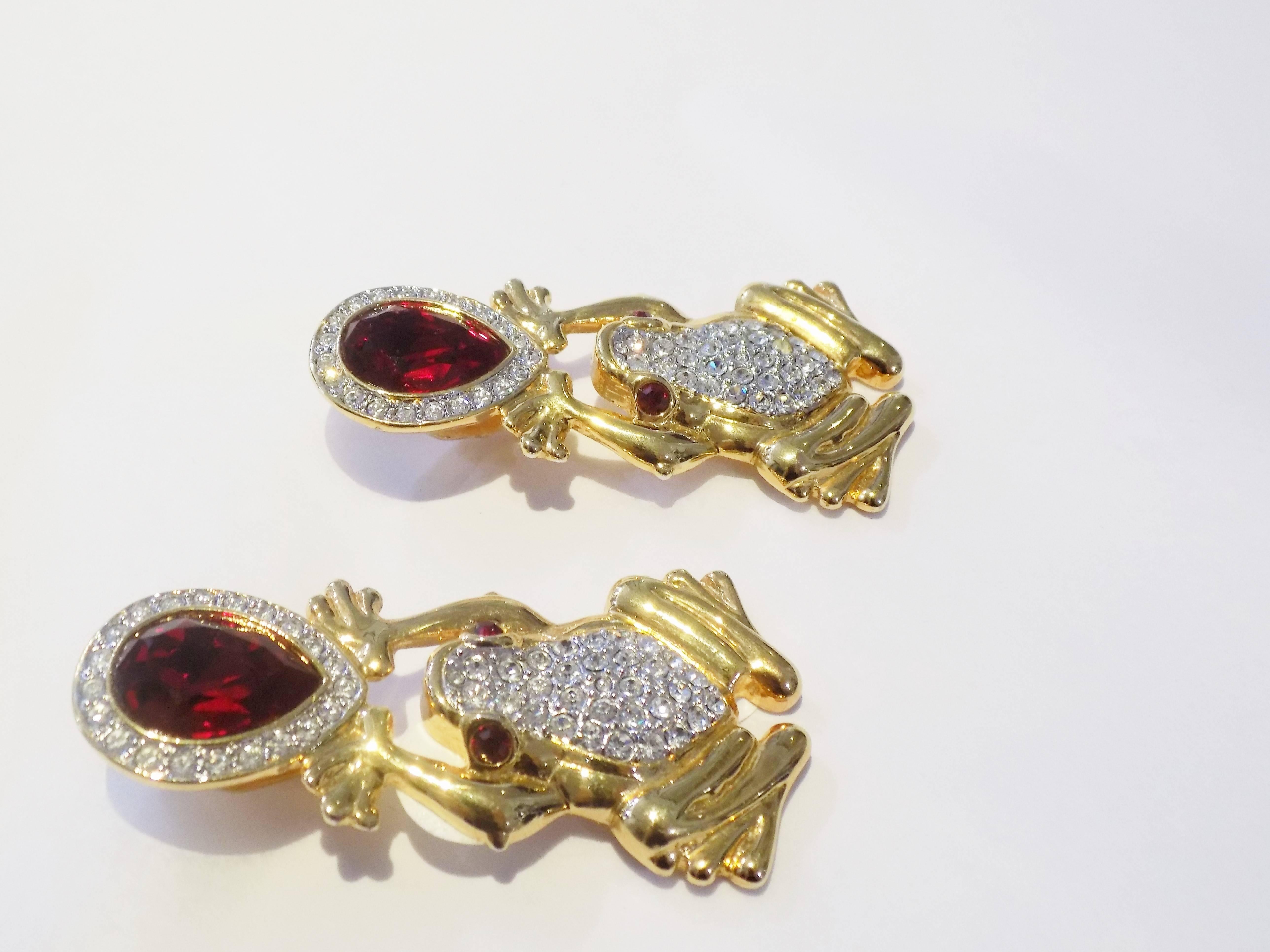 Women's Valentino Red-eyed Tree Frog Earrings with red crystals For Sale