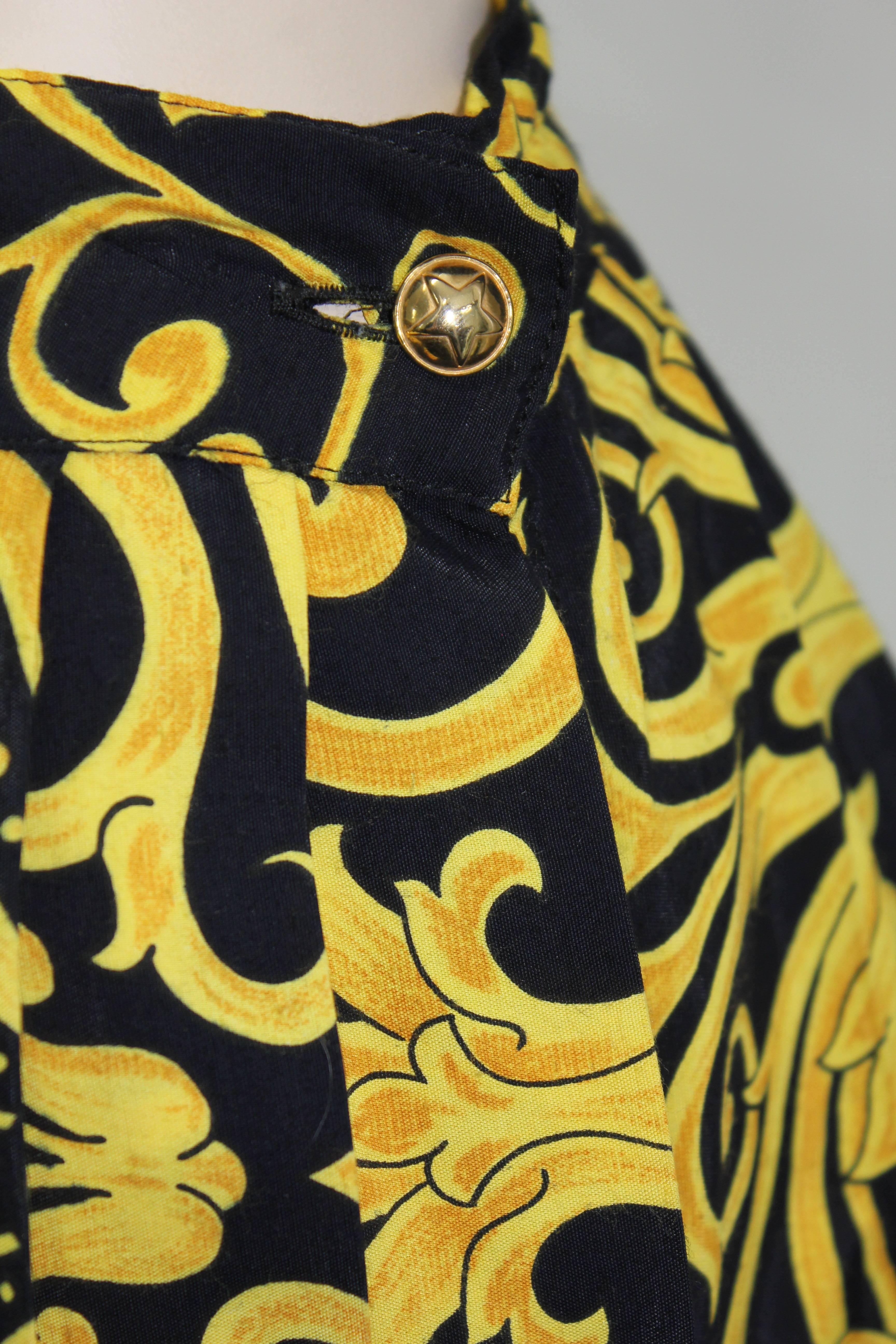 Gianni Versace  Vintage  Black and Yellow Pleated mini  Skirt 1