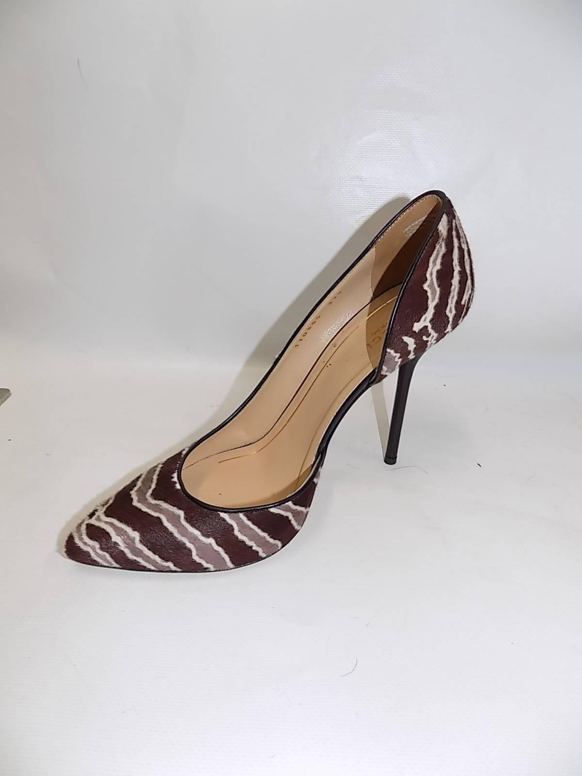 Gucci Noah Animal-Print Pony Hair And Leather D'orsay Pumps 1