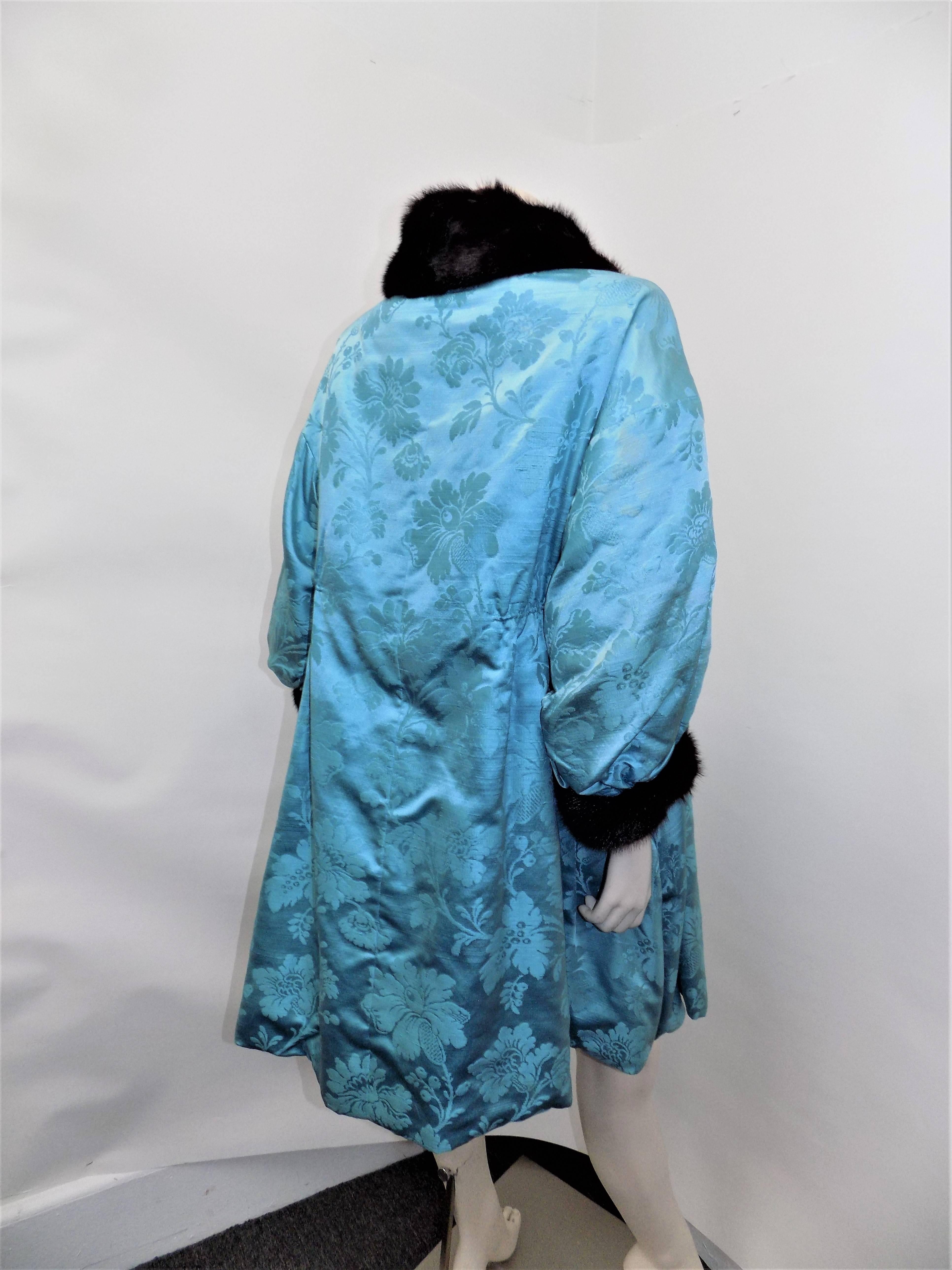 Blue Jeanne Lanvin silk Mink fur trimmed Haute couture Coat 1950's For Sale