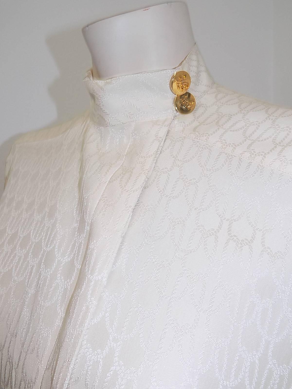 Gray Hermes Stunning Jacquard silk print creme blouse w gold buttons For Sale