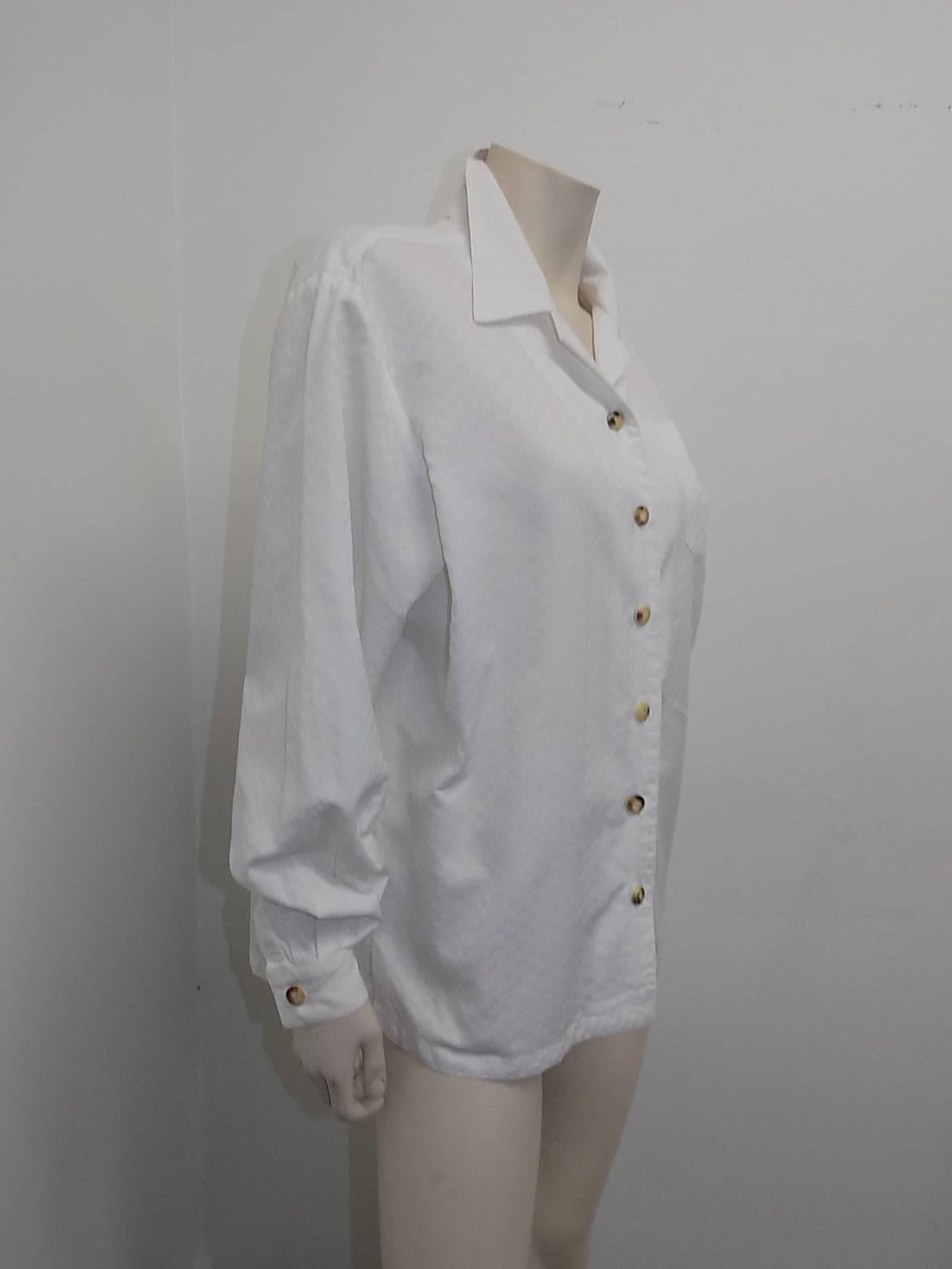 Gray Hermes white Cotton shirt Blouse with horne buttons For Sale