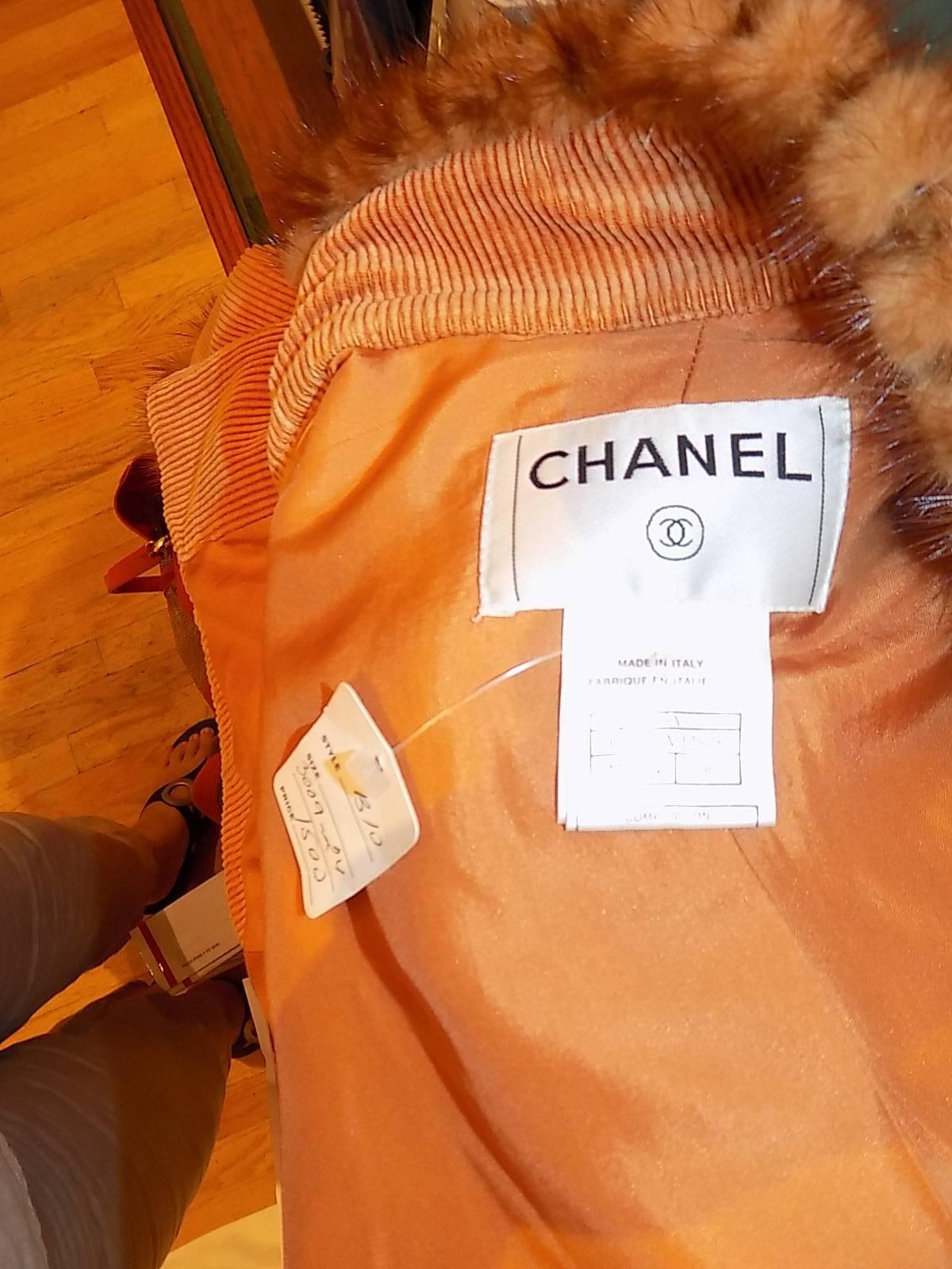 CHANEL Mink trimmed CORDUROY Pant suit size 36 3
