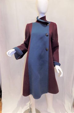 Beautiful structured Pauline Trigere two tone wool coat