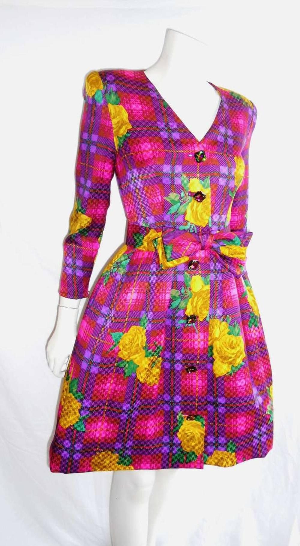 Stanley Platos floral print dress with crystals and bow In Excellent Condition For Sale In New York, NY