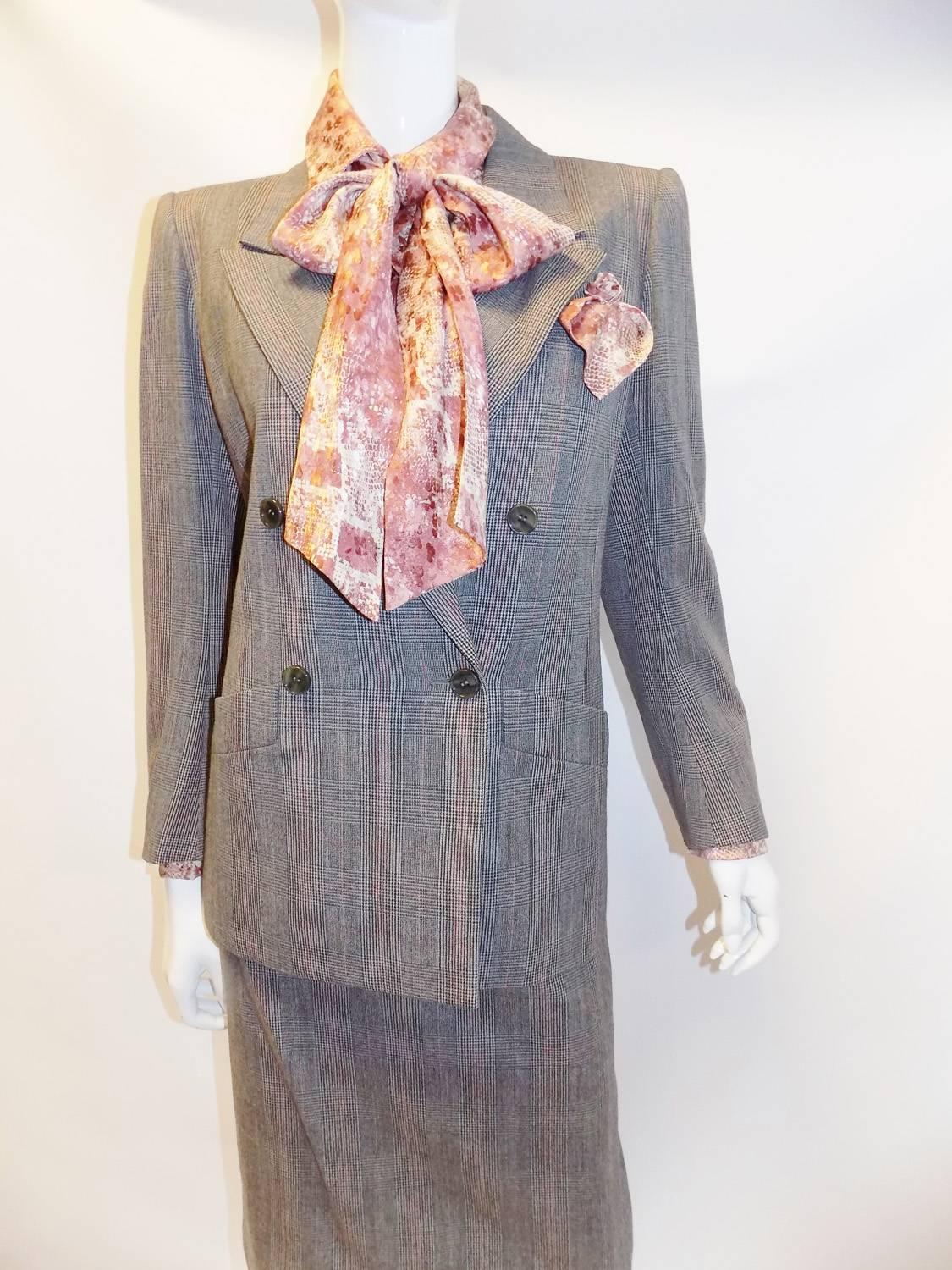 Yves Saint Laurent Haute Couture skirt suit with silk blouse In Excellent Condition In New York, NY