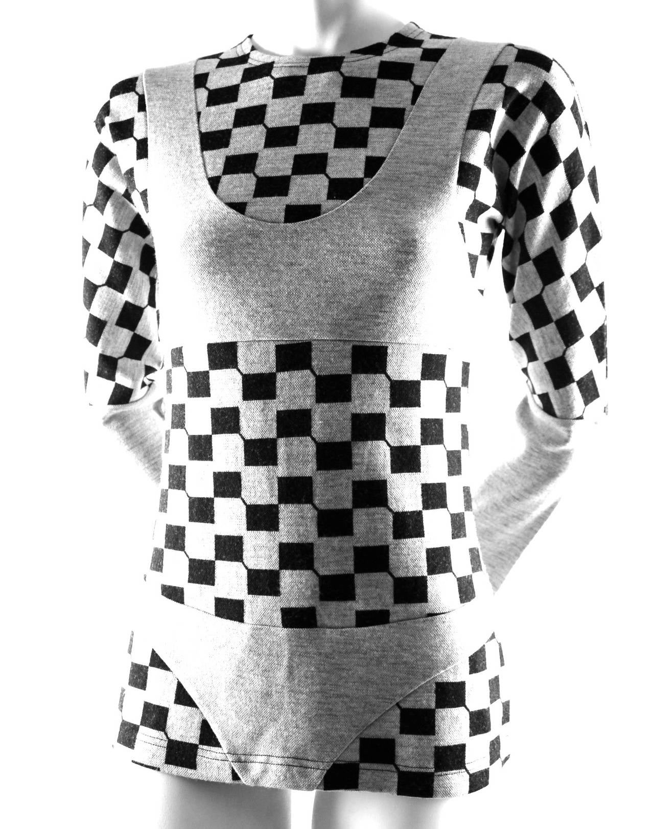 Gray Peggy Moffitt for Comme des Garcons Collection