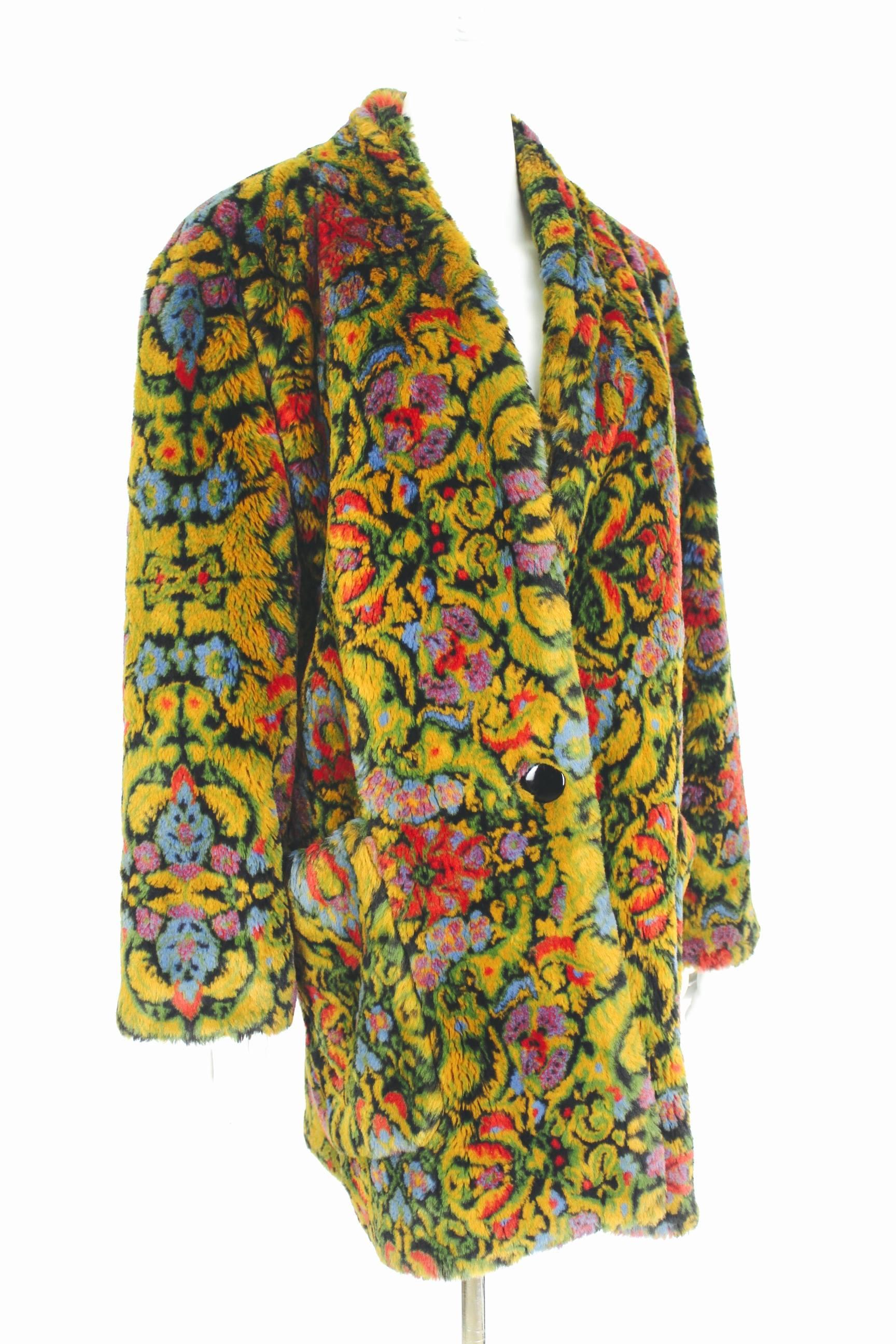 Guy Laroche Vintage Faux Fur Tapestry Design Coat
Labelled size 38