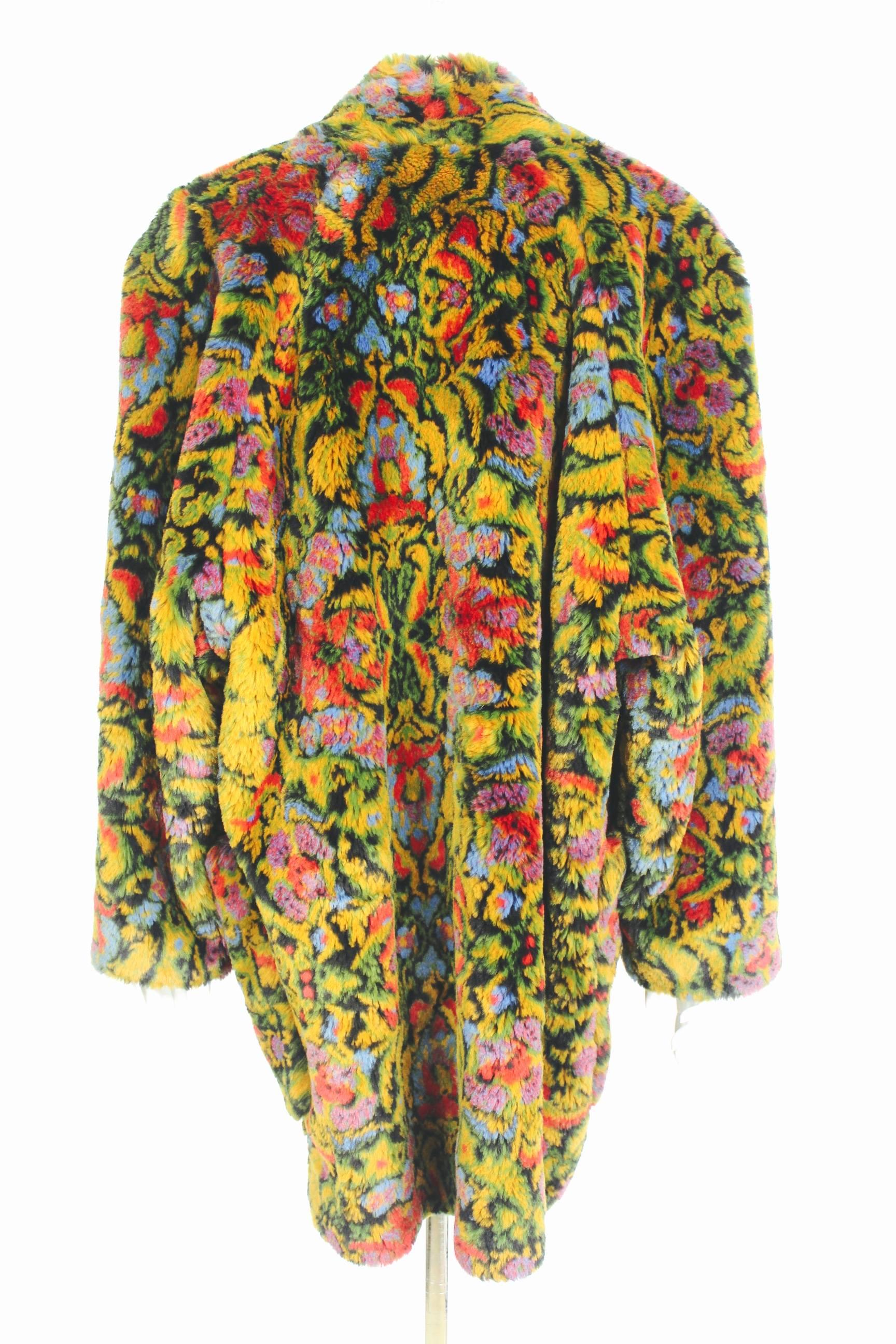 Guy Laroche 1980s Faux Fur Tapestry Design Coat In Excellent Condition In Bath, GB