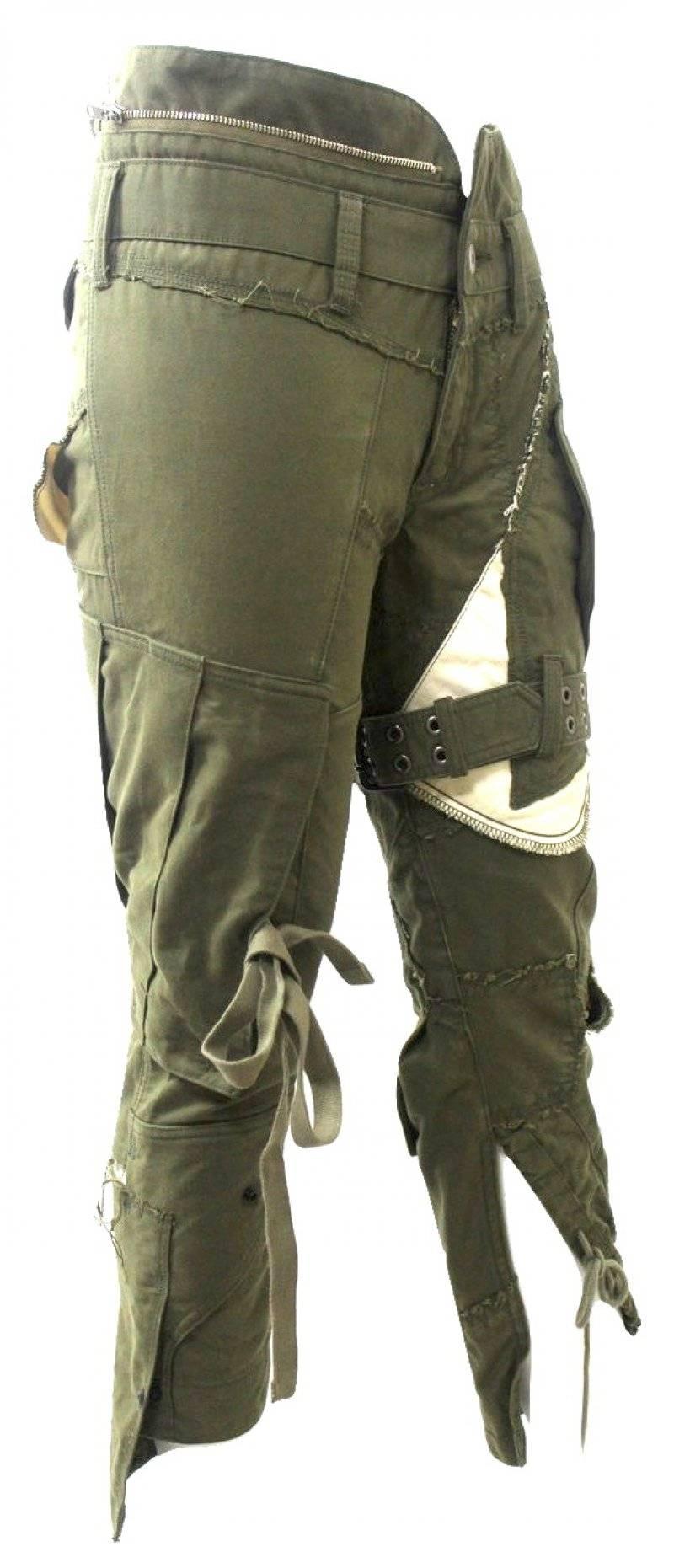 Junya watanabe Military Collection Cargo Pants
Labelled size SS
Excellent condition 
