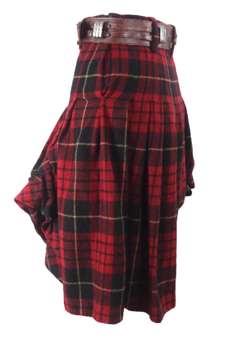 Alexander McQueen 2006 Collection Runway Skirt In Excellent Condition In Bath, GB