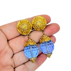 Boucles d'oreilles vintage à clip de style étrusque, en forme de boules en verre doré, signées LESLIE BLOCK