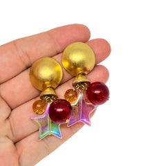 Designer-Ohrringe im Vintage-Stil mit mattgoldenen Sternchen-Anhängern