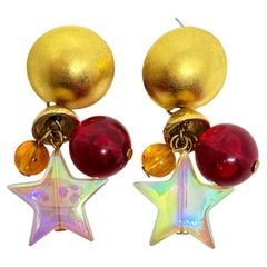 Designer-Ohrringe im Vintage-Stil mit mattgoldenen Sternchen-Anhängern