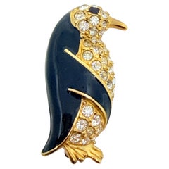 ROMAN signed vintage gold tone enamel rhinestones penguin designer brooch