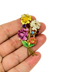 MADE IN AUSTRIA vintage gold tone enamel rhinestones flowers designer brooch