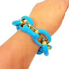 Bracelet de créateur vintage signé KENNETH LANE, composé d'une chaîne à maillons dorés et d'émail bleu