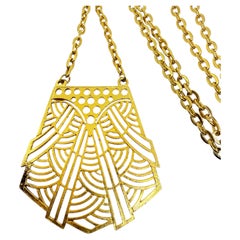 Vintage gold tone modernist geometric pendant designer chain necklace