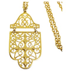 Vintage gold tone swirl cross design pendant designer chain necklace