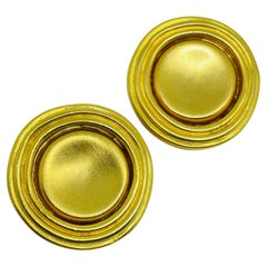 GIVENCHY Paris New York – signierte Vintage-Designer-Ohrclips in mattem Goldton