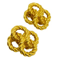 ANNE KLEIN Vintage-Clip-Ohrring im mattgoldenen Design aus den 80er Jahren