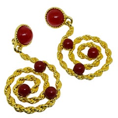 AVON signed vintage gold tone faux carnelian swirl designer clip on earrings