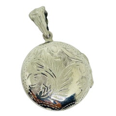 Vintage sterling silver 925 etched locket pendant necklace