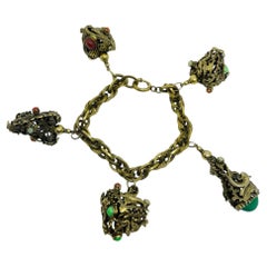 Vintage gold tone Etruscan Revival chain charm glas jade carnelian fish bracelet