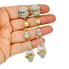 SWAROVS swan signed vintage gold plated drop crystals designer clip on earrings