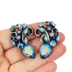 Pendientes de clip de diseño vintage con strass de cristal «Aurora» en tono plateado