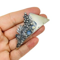 Vintage sterling silver 925 opal grapes design massive European art brooch