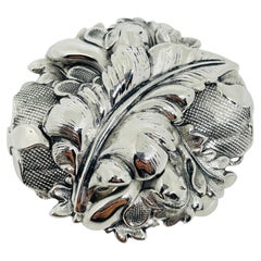Broche vintage « Allemagne de l'Ouest » des années 1970, couleur argent, motif de feuilles