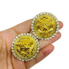 Vintage gold tone rhinestones huge lion head designer runway clip on earrings