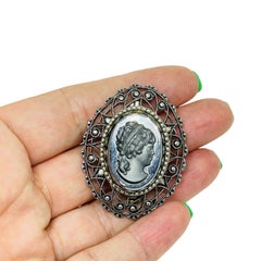 Vintage WESTERN GERMANY silver tone glass cameo designer brooch