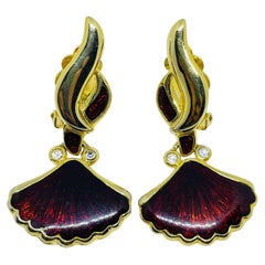 Vintage gold tone purple enamel rhinestone seashell designer clip on earrings