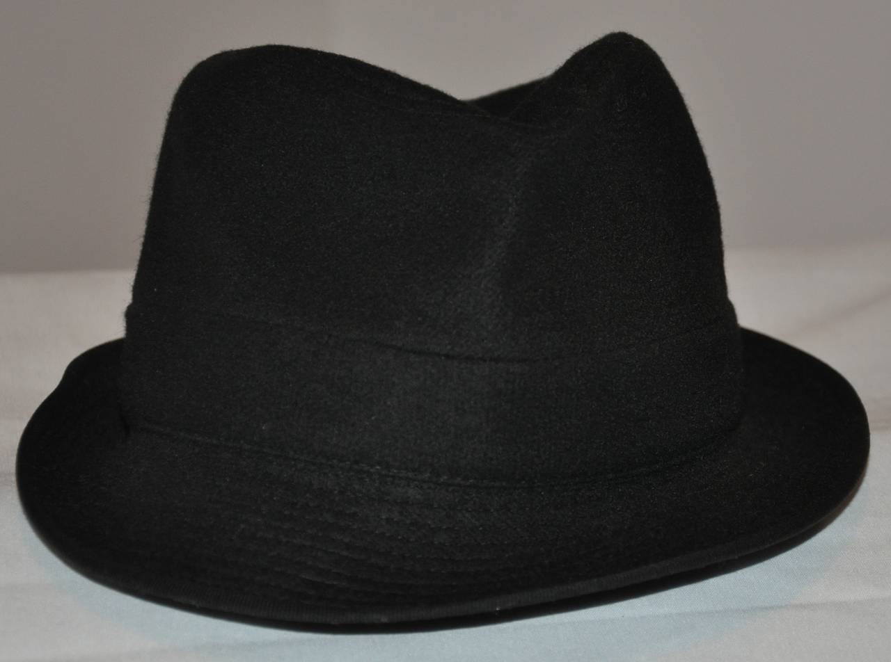 Commes des Garcon Schwarze Fedora aus Wolle im Zustand „Hervorragend“ im Angebot in New York, NY