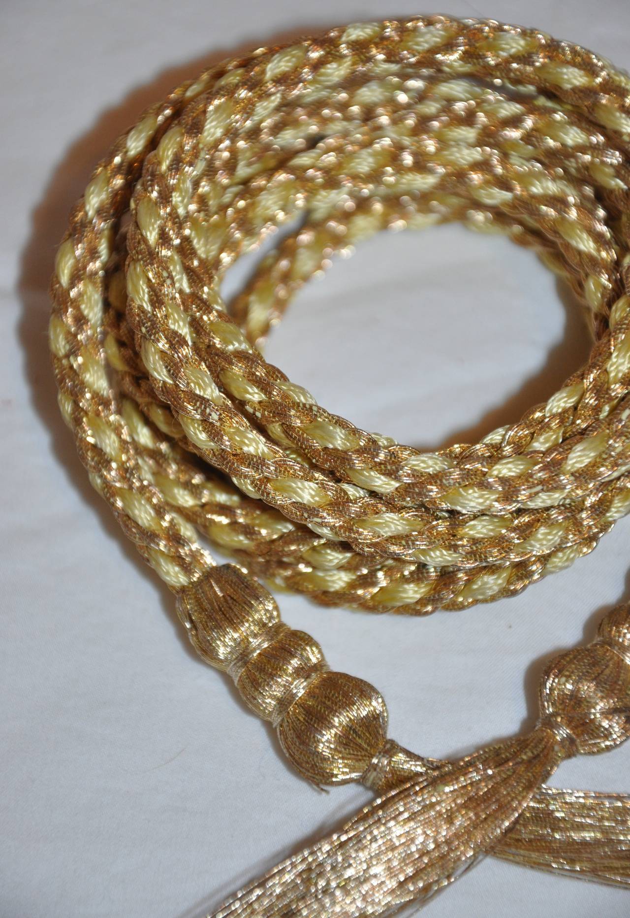 Yves Saint Laurent Cinturón Cojo Icónico 