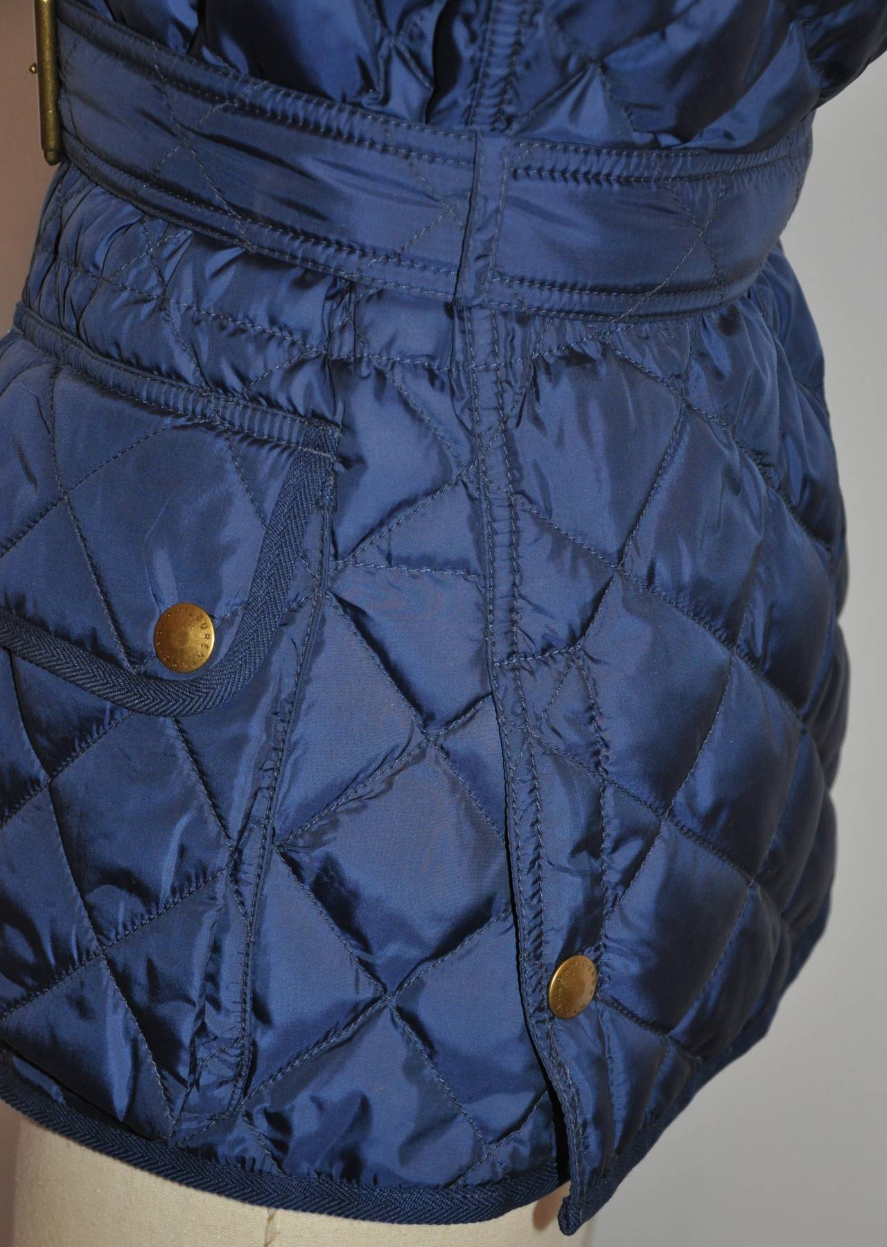 Ralph Lauren Navy Quilted Down Vest with Optional Belt In New Condition For Sale In New York, NY