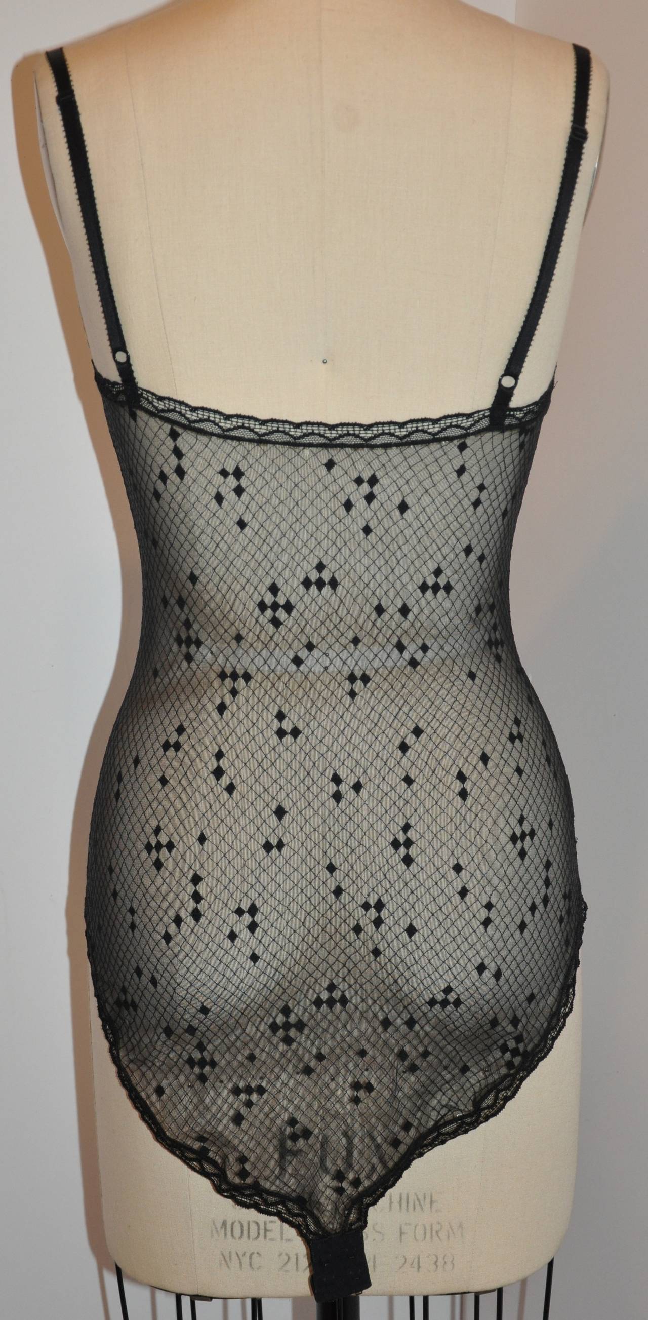 BodySuit in pizzo con coppa nera ERES In condizioni ottime in vendita a New York, NY