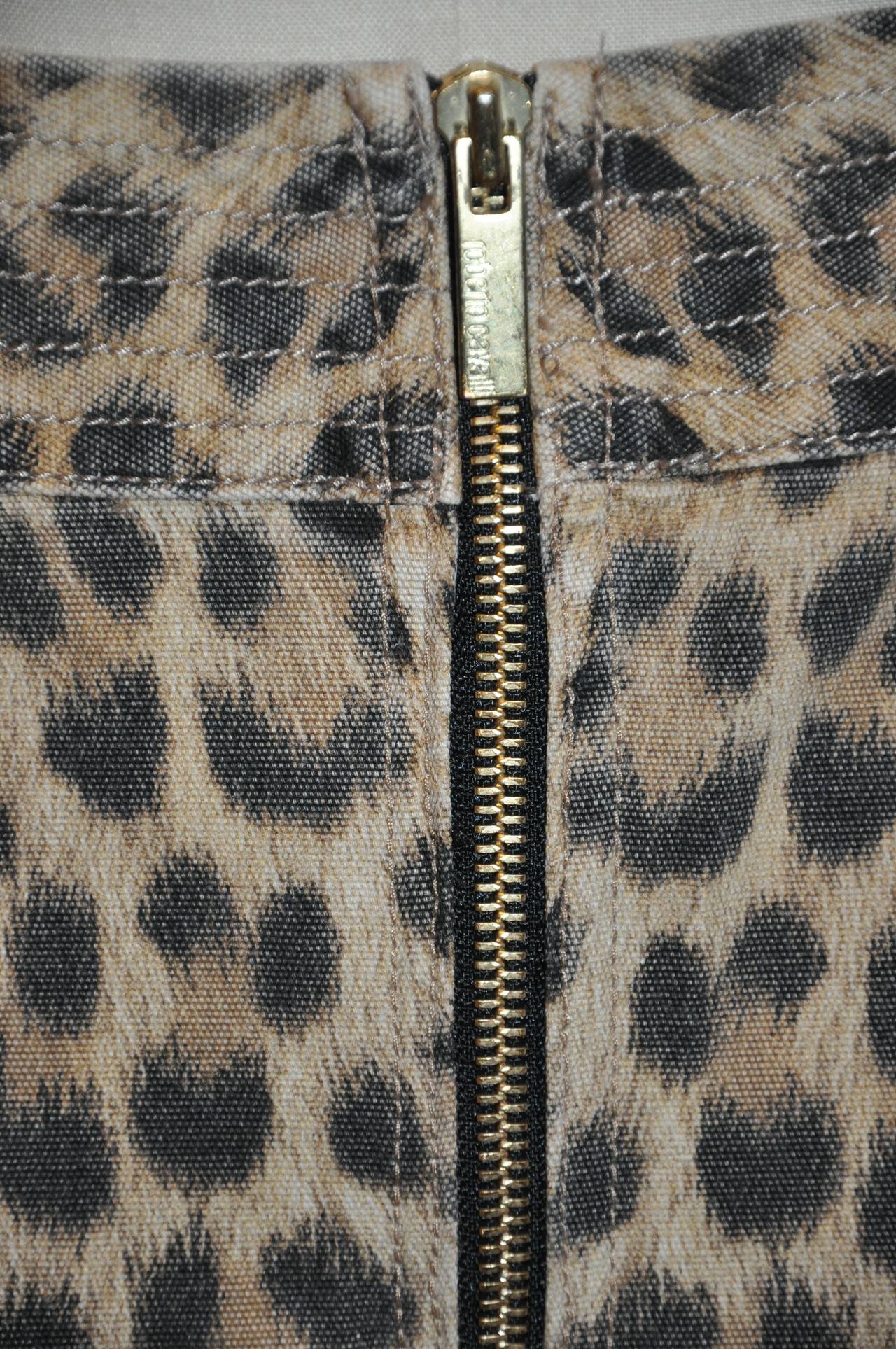 Beige Roberto Cavalli Leopard Print Skirt For Sale