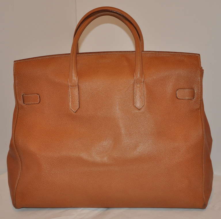 Siso Huge Textured Tan Calfskin Weekend Tote In Excellent Condition In New York, NY