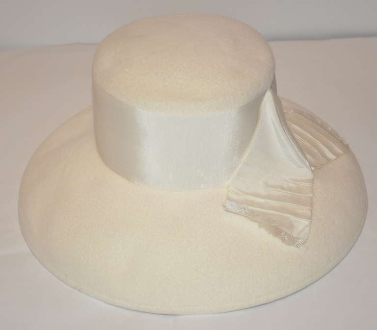 halston cap