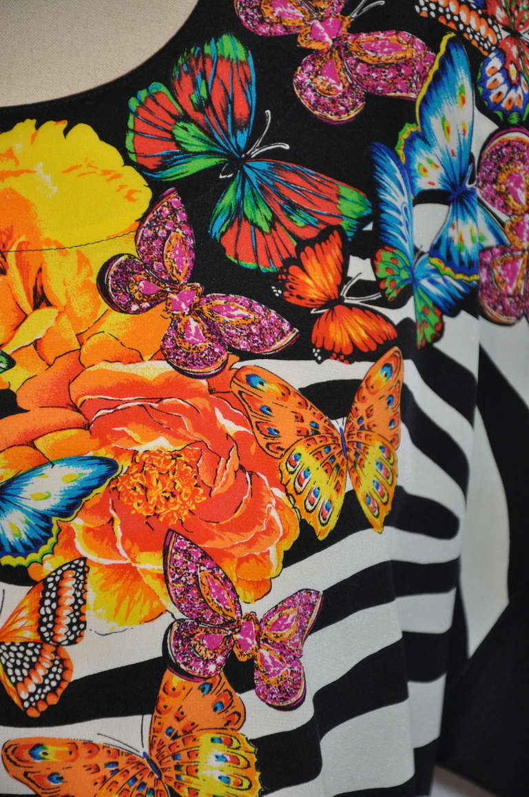 Women's Margaretha Ley for Escade Bold Floral & Butterflies Silk Top For Sale