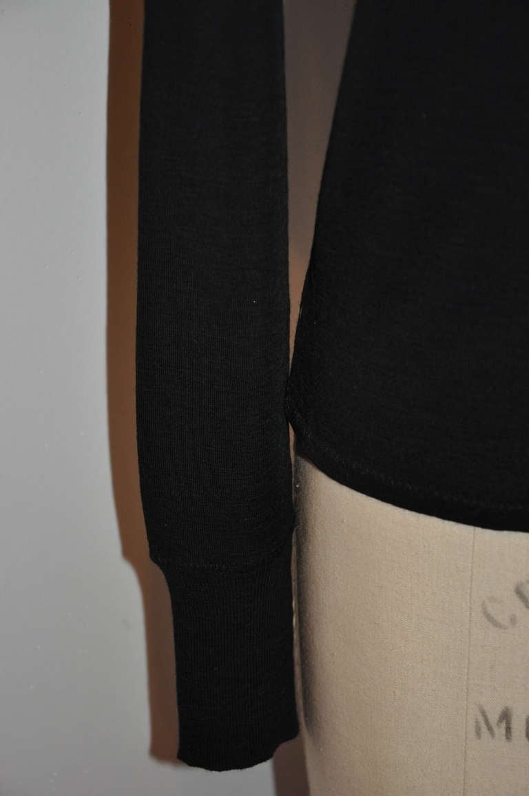 Balenciaga - Haut noir avec encolure en dentelle tissée Pour femmes en vente