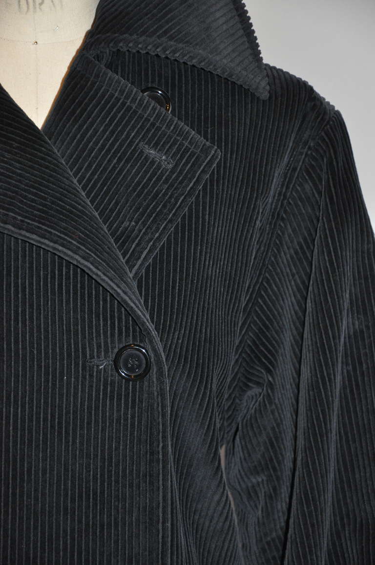 Yves Saint Laurent Fully Lined Black Corduroy Double-Breasted Coat In Excellent Condition For Sale In New York, NY