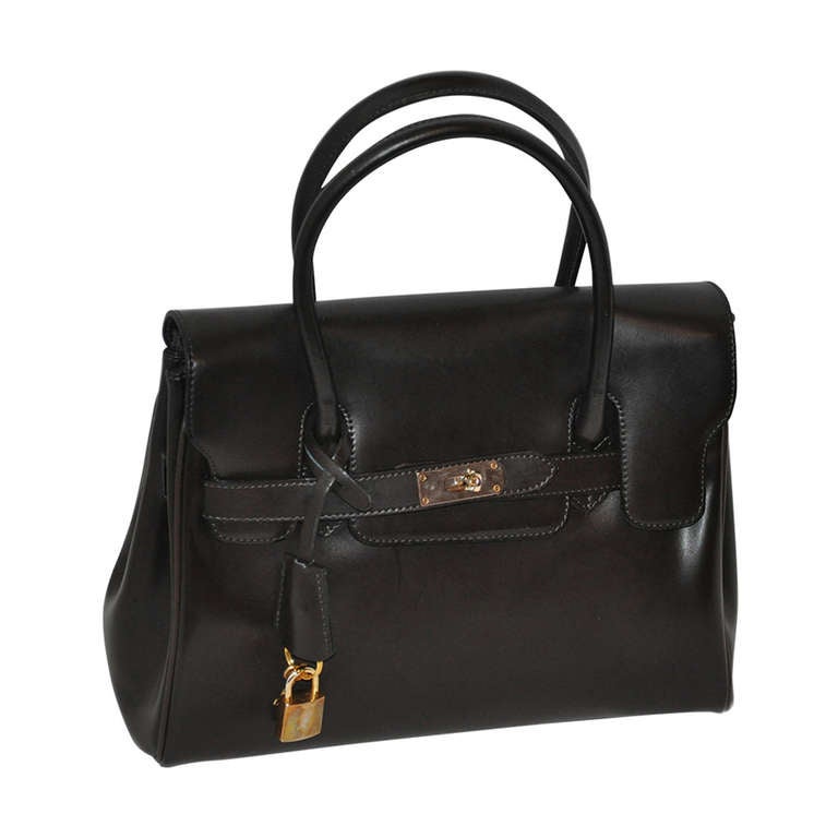 PHYNES Black Leather Handbag with Attachable Shoulder Straps For Sale