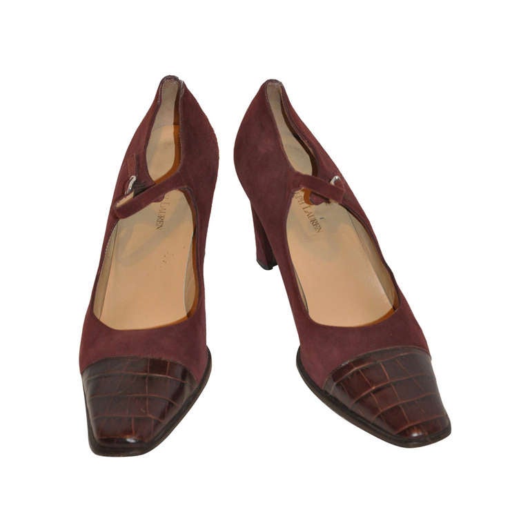 Ralph Lauren Burgundy & Geprägte Kroko Heels im Angebot