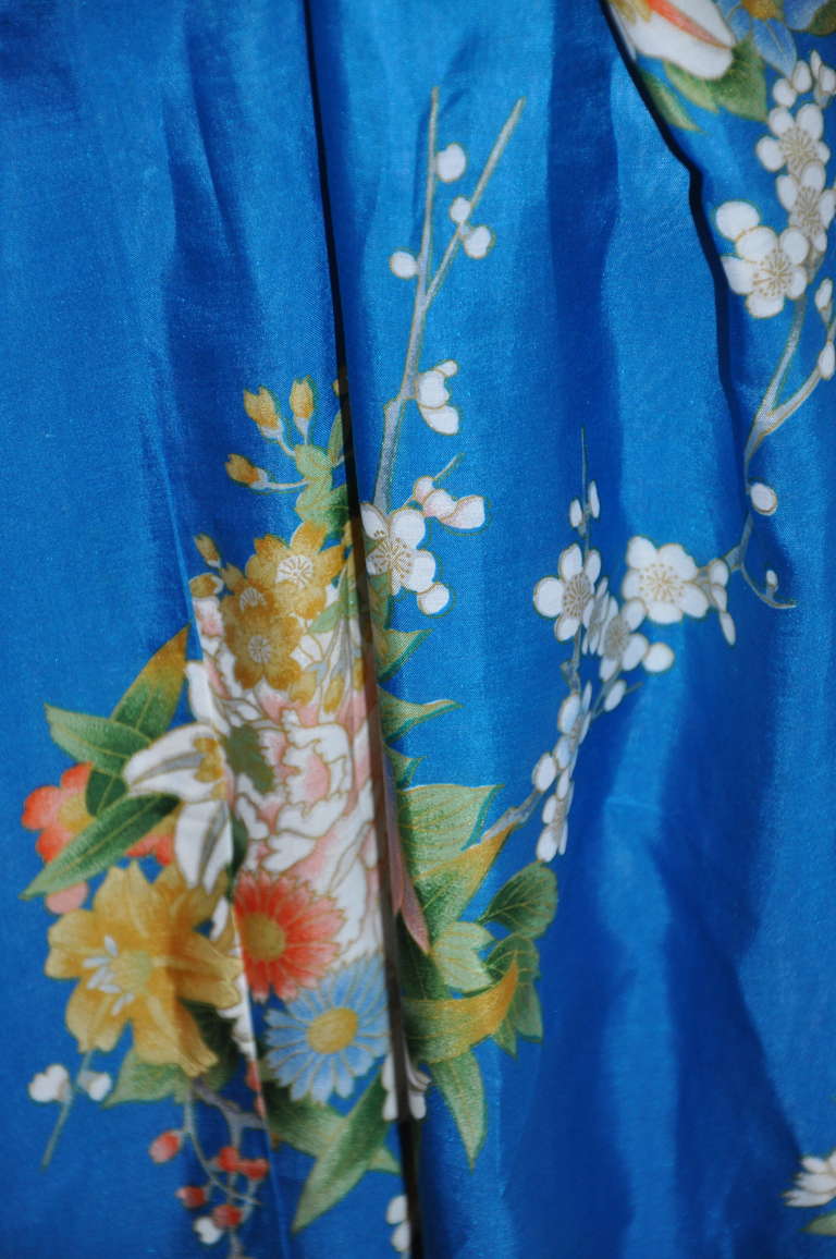 Women's Cobalt Blue Floral Silk Japanese Kimono