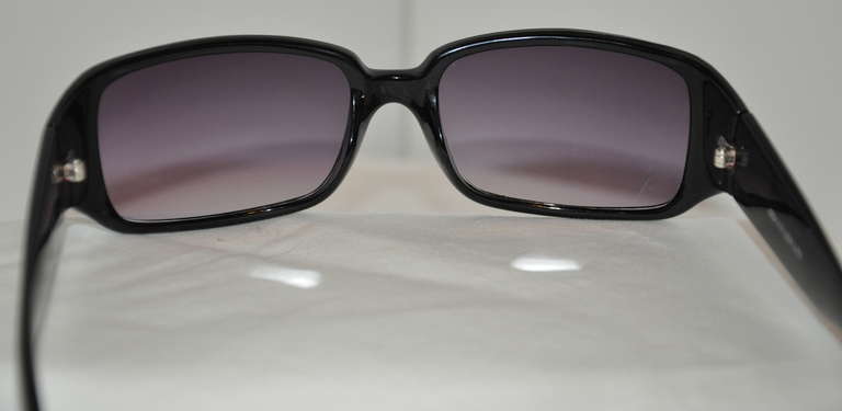 Halston Black Lucite Frame Sunglasses at 1stDibs | halston sunglasses ...